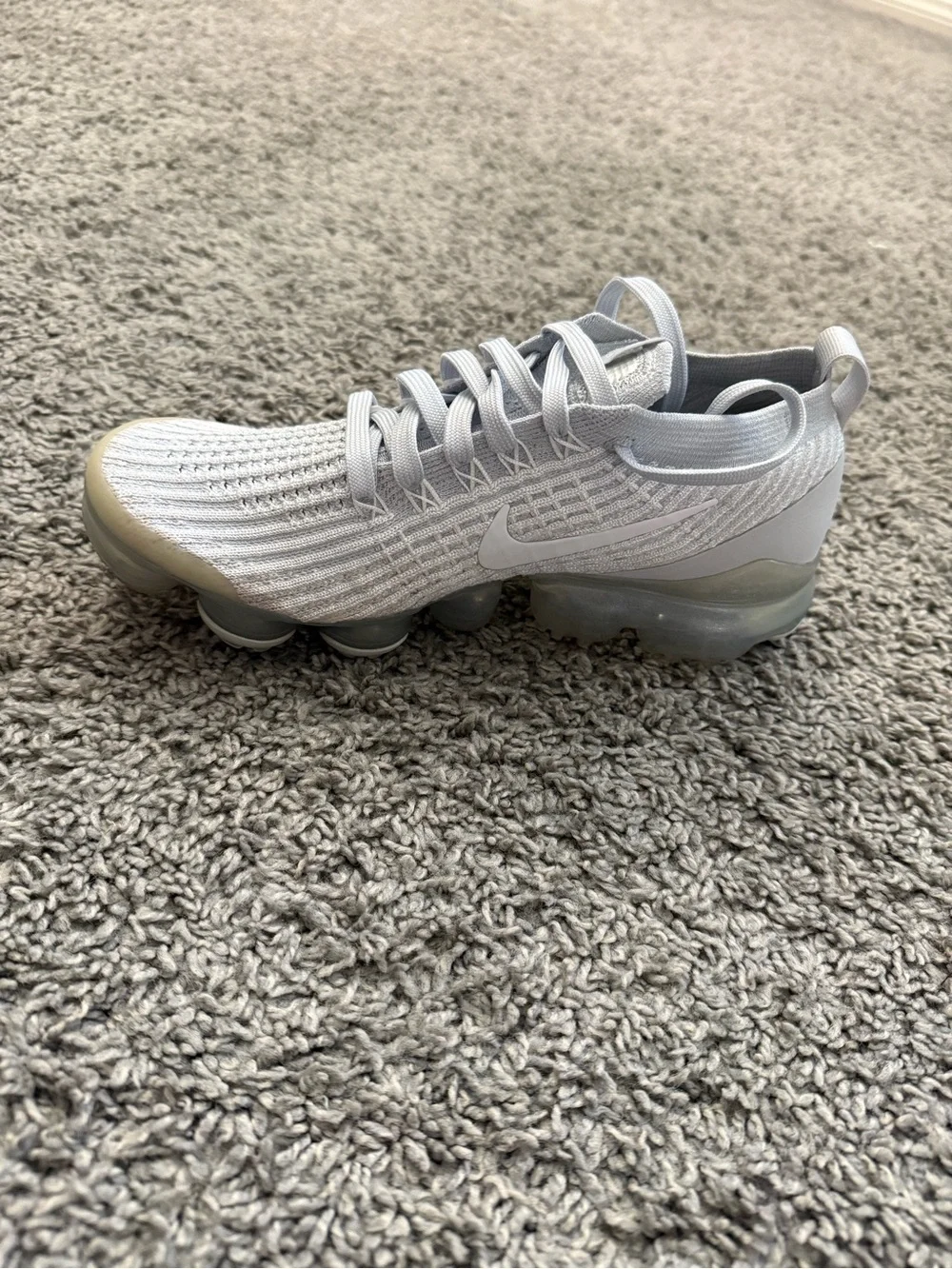Nike Air VaporMax Flyknit 3 White Pure Platinum Women’s Size 7 AJ6910-100